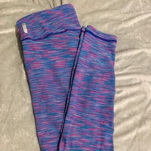 Yoga and workout tights